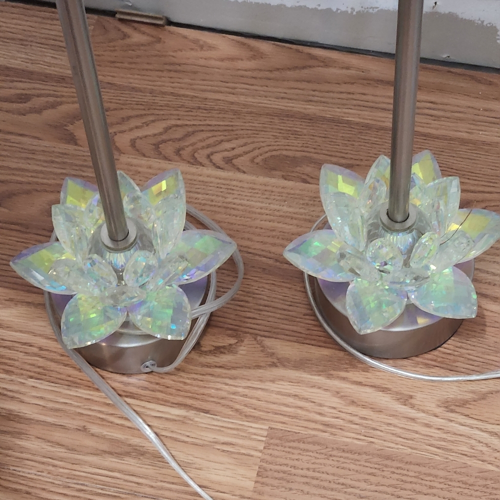 Crystal lotus lamps